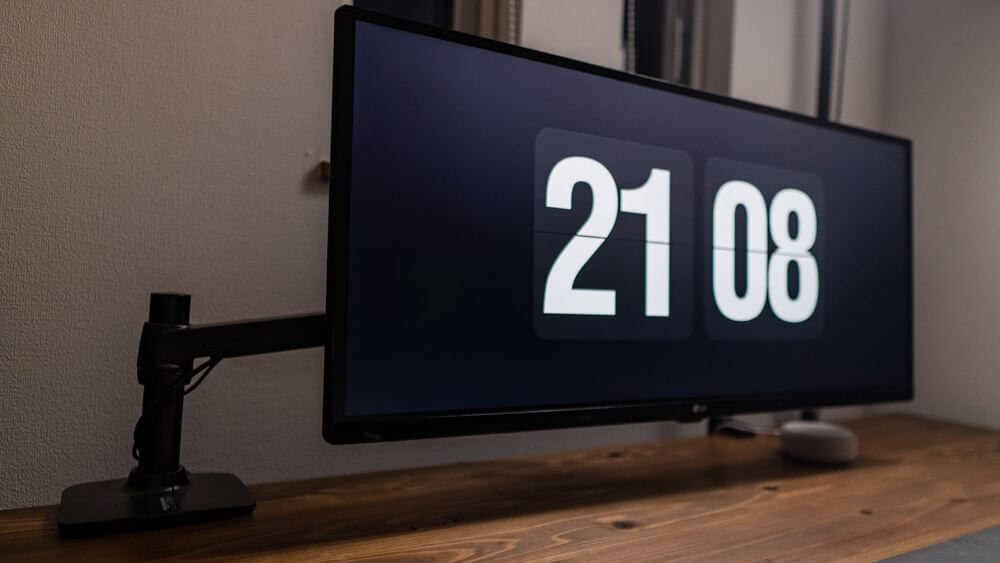 Amazonベーシック モニターアームを使ってみた感想